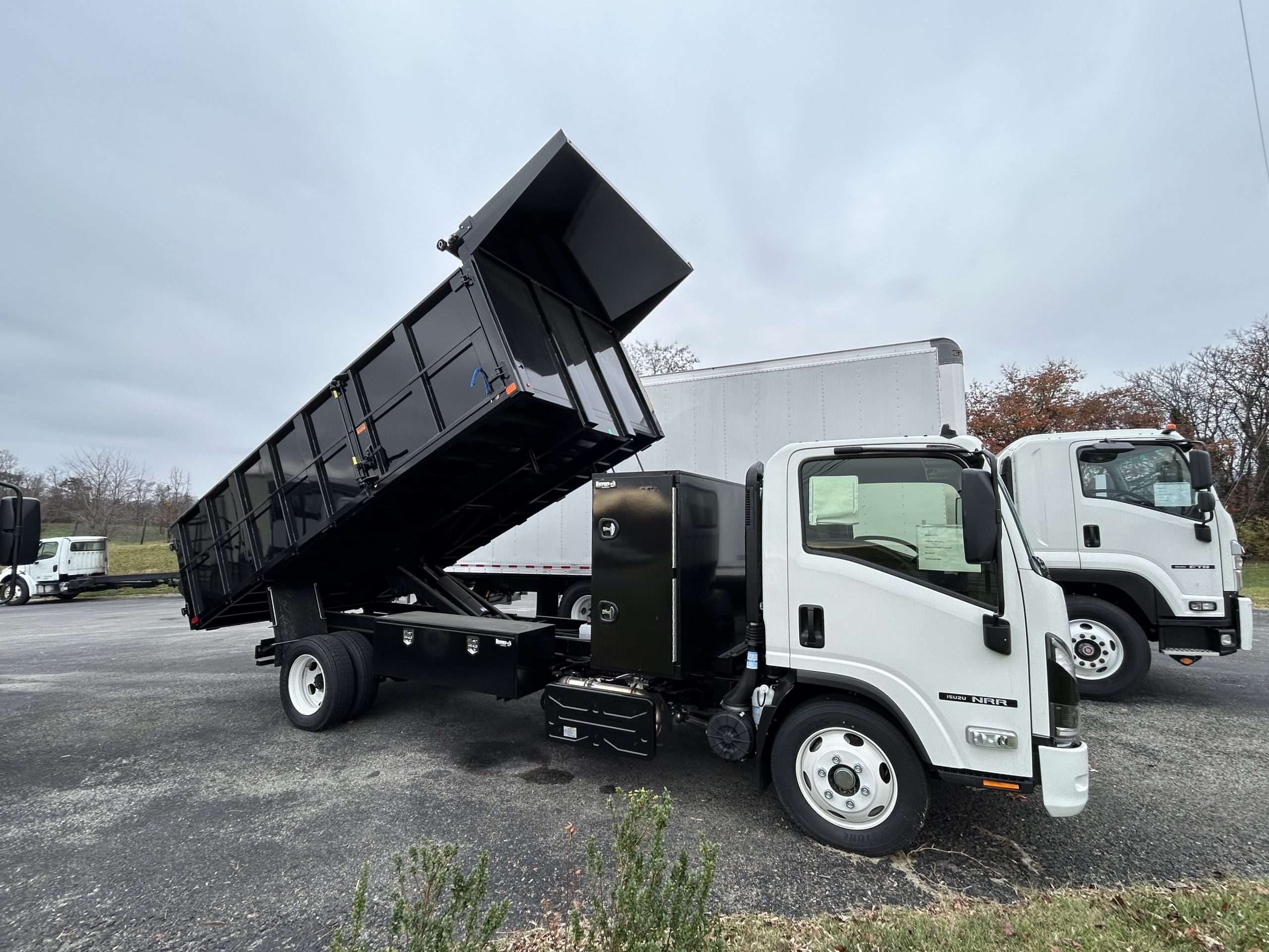 2025 ISUZU NRR 111 2025 ISUZU NRR 111 - image 2 of 6