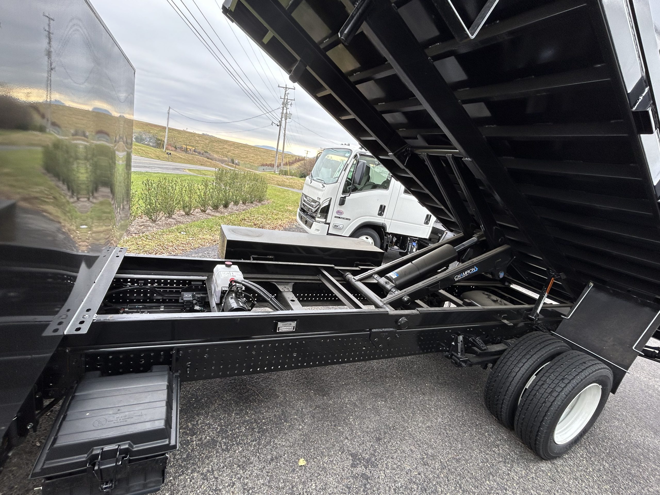 2025 ISUZU NRR 111 2025 ISUZU NRR 111 - image 6 of 6